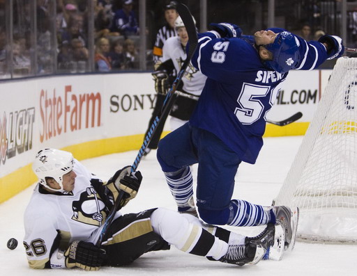 Ruslan Fedotenko, Jaime Sifers