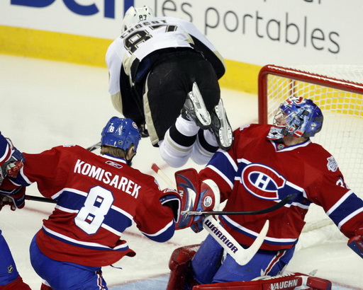 Mike Komisarek, Carey Price, Sidney Crosby