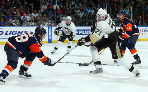 Jack Hillen, Evgeni Malkin, Chris Campoli