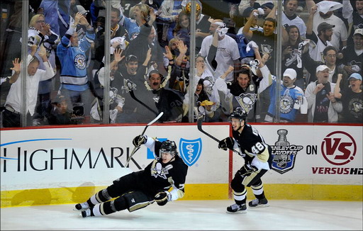 Evgeni Malkin, Tyler Kennedy