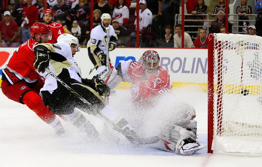 Sidney Crosby, Cam Ward, Joni Pitkanen