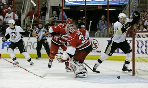 Evgeni Malkin, Dennis Seidenberg, Cam Ward, Miroslav Šatan