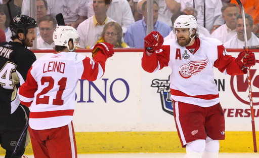 Brooks Orpik, Ville Leino, Henrik Zetterberg