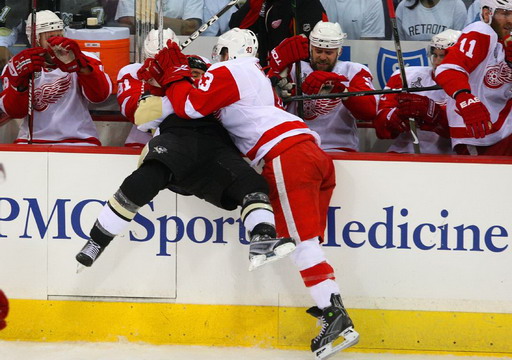 Maxime Talbot, Darren Helm