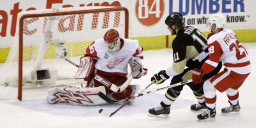 Chris Osgood, Jordan Staal, Brian Rafalski