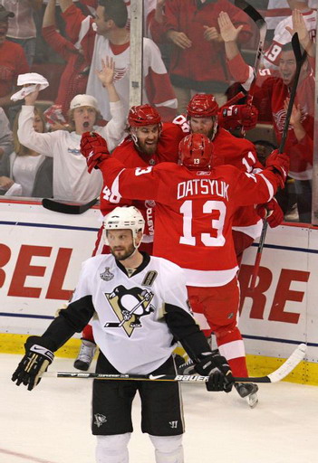 Sergei Gonchar, Pavel Datsyuk, Henrik Zetterberg, Daniel Cleary