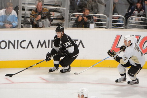 Dustin Brown, Mark Eaton