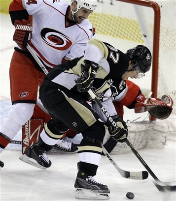 Sidney Crosby, Aaron Ward, Manny Legace