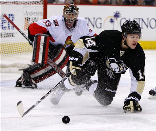 Chris Kunitz, Pascal Leclaire