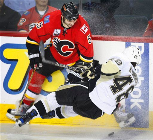 Tyler Kennedy, Mark Giordano