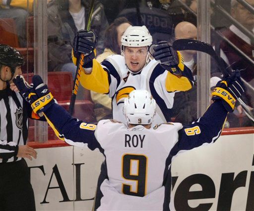 Thomas Vanek, Derek Roy