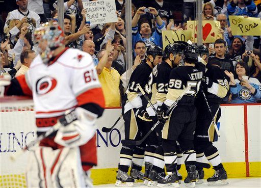 Jordan Staal, Alexei Ponikarovsky, Kristopher Letang, Sergei Gonchar
