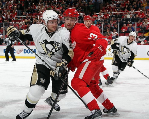 Matt Cooke, Pavel Datsyuk