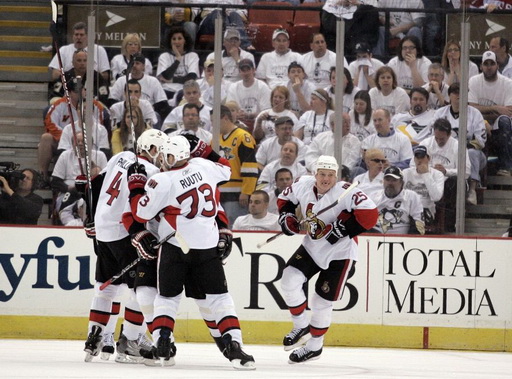 Chris Neil, Chris Phillips, Jarkko Ruutu