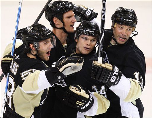 Kris Letang, Mark Eaton, Chris Kunitz, Bill Guerin