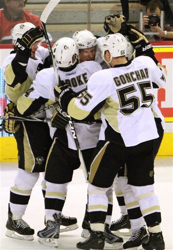 Matt Cooke, Sidney Crosby, Sergei Gonchar