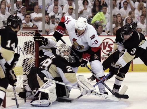 Marc-Andre Fleury, Jarkko Ruutu, Alex Goligoski