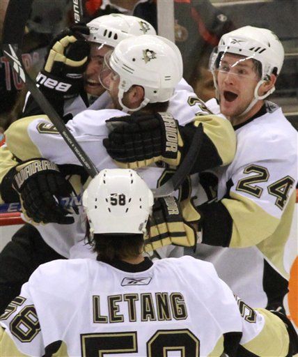 Alex Gologoski, Pascal Dupuis, Matt Cooke, Kristopher Letang