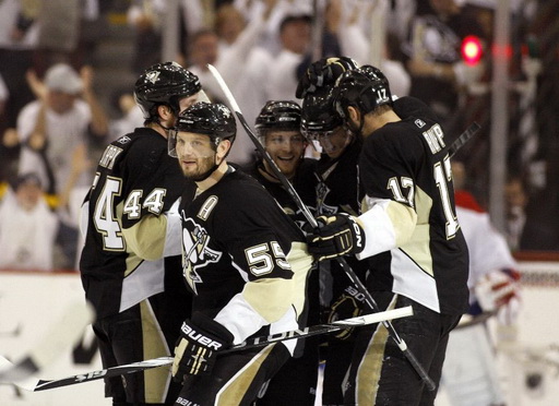 Brooks Orpik, Sergei Gonchar, Michael Rupp