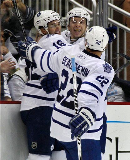 Clarke MacArthur, Nikolai Kulemin, Francois Beauchemin