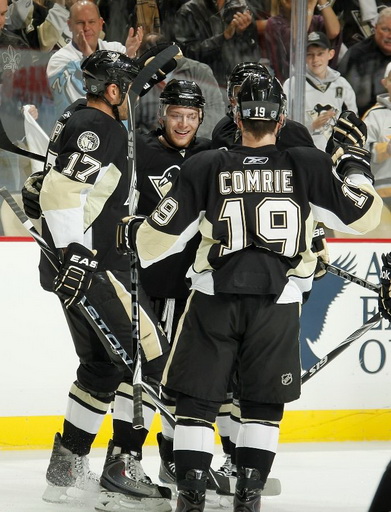 Mike Rupp, Mark Letestu, Mike Comrie