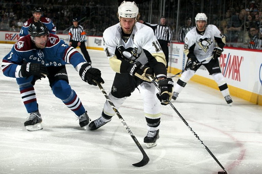 Ryan O'Byrne, Jordan Staal