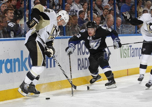 Chris Kunitz, Dana Tyrell