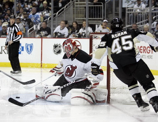 Johan Hedberg, Arron Asham