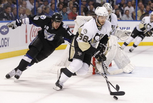 Adam Hall, Kristopher Letang