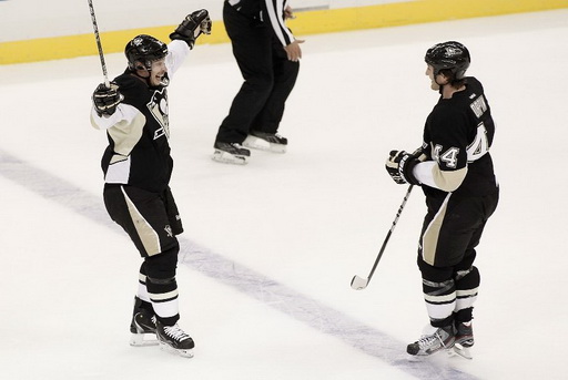 Sidney Crosby, Brooks Orpik