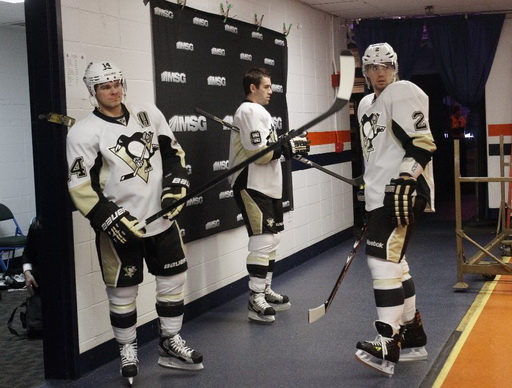 Chris Kunitz, Pascal Dupuis, Matt Niskanen