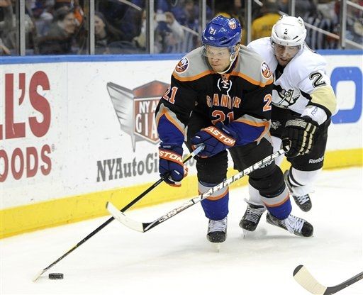 Kyle Okposo, Matt Niskanen