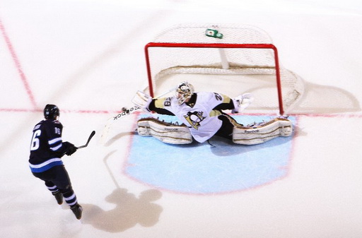 Andrew Ladd, Marc-Andre Fleury