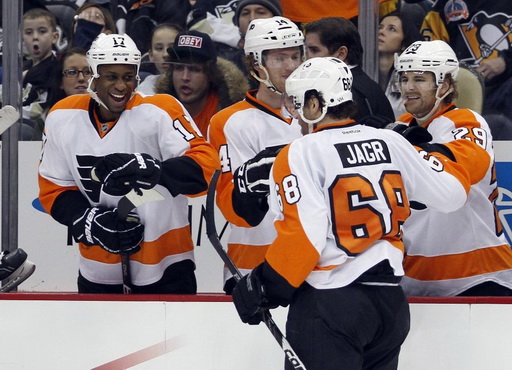 Wayne Simmonds, Sean Couturier, Jaromír Jágr, Harry Zolnierczyk