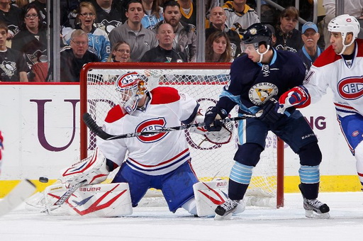 Peter Budaj, Tyler Kennedy, Scott Gomez