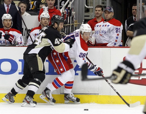 Brooks Orpik, Alexander Semin