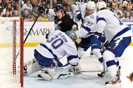 Dwayne Roloson, Evgeni Malkin, Victor Hedman, Adam Hall