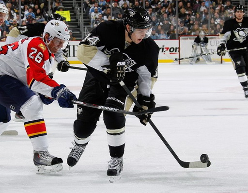 Mikael Samuelsson, Chris Kunitz