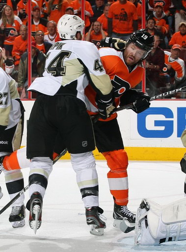 Brooks Orpik, Scott Hartnell