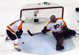 Scott Hartnell, Ilya Bryzgalov