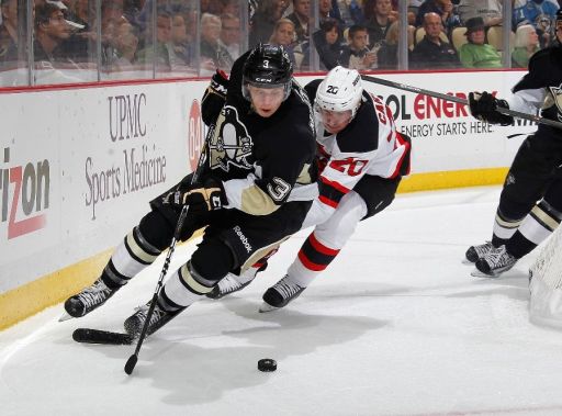 Olli Maatta, Ryan Carter