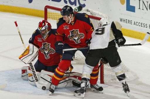 Scott Clemmensen, Dylan Olsen, Pascal Dupuis