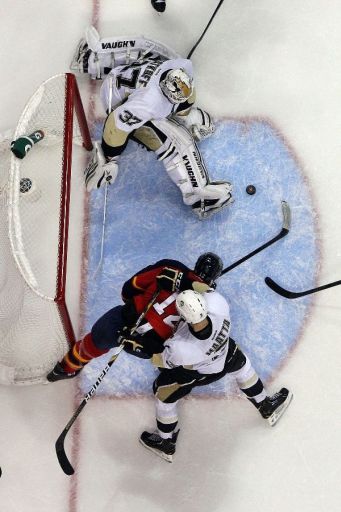 Jeff Zatkoff, Jimmy Hayes, Olli Maatta