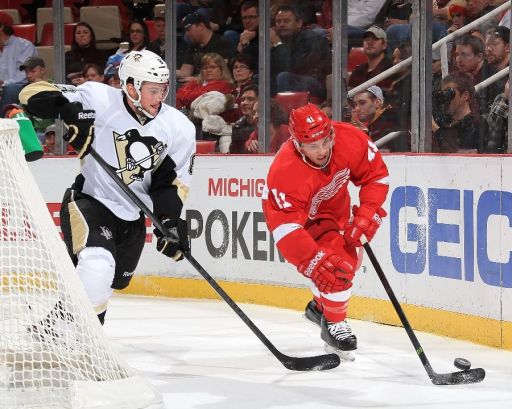 Brian Dumoulin, Luke Glendening