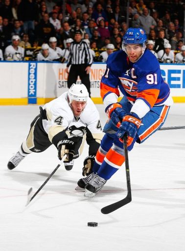 Rob Scuderi, John Tavares