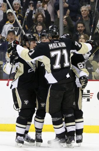 Jussi Jokinen, Olli Maatta, Evgeni Malkin