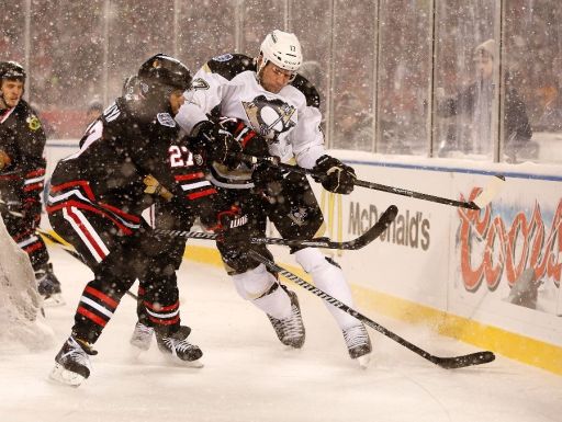 Johnny Oduya, Taylor Pyatt