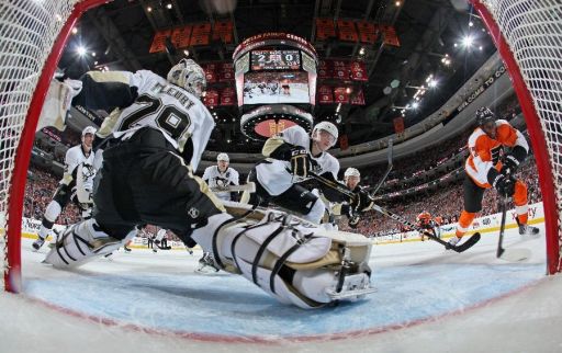 Marc-Andre Fleury, Olli Maatta, Wayne Simmonds