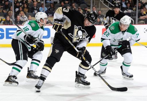 Chris Mueller, Olli Maatta, Colton Sceviour