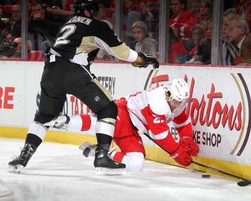 Matt Niskanen, Tomas Tatar